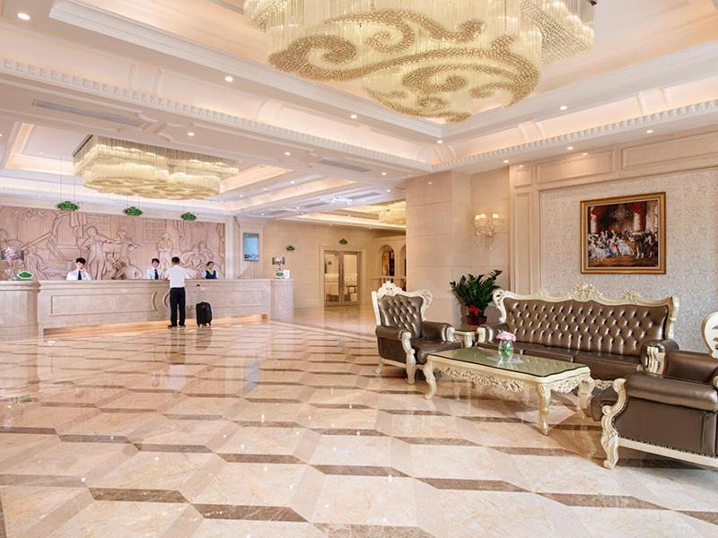 Vienna Hotel Zhongshan Xiaolan Esterno foto